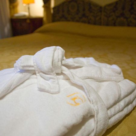 Hotel Giardino San Lorenzo in Campo Zewnętrze zdjęcie