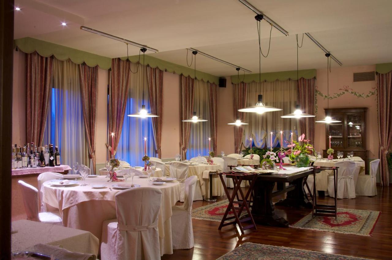 Hotel Giardino San Lorenzo in Campo Zewnętrze zdjęcie